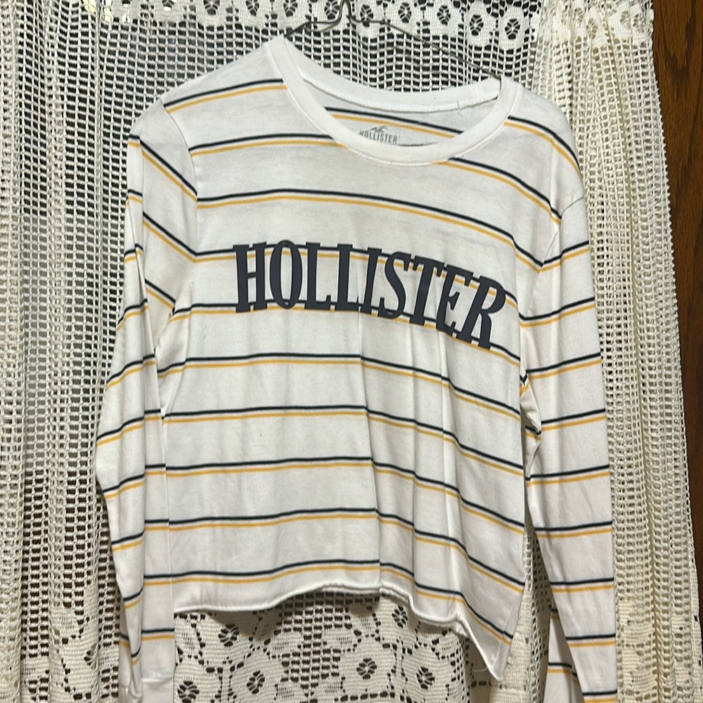 Hollister shirt